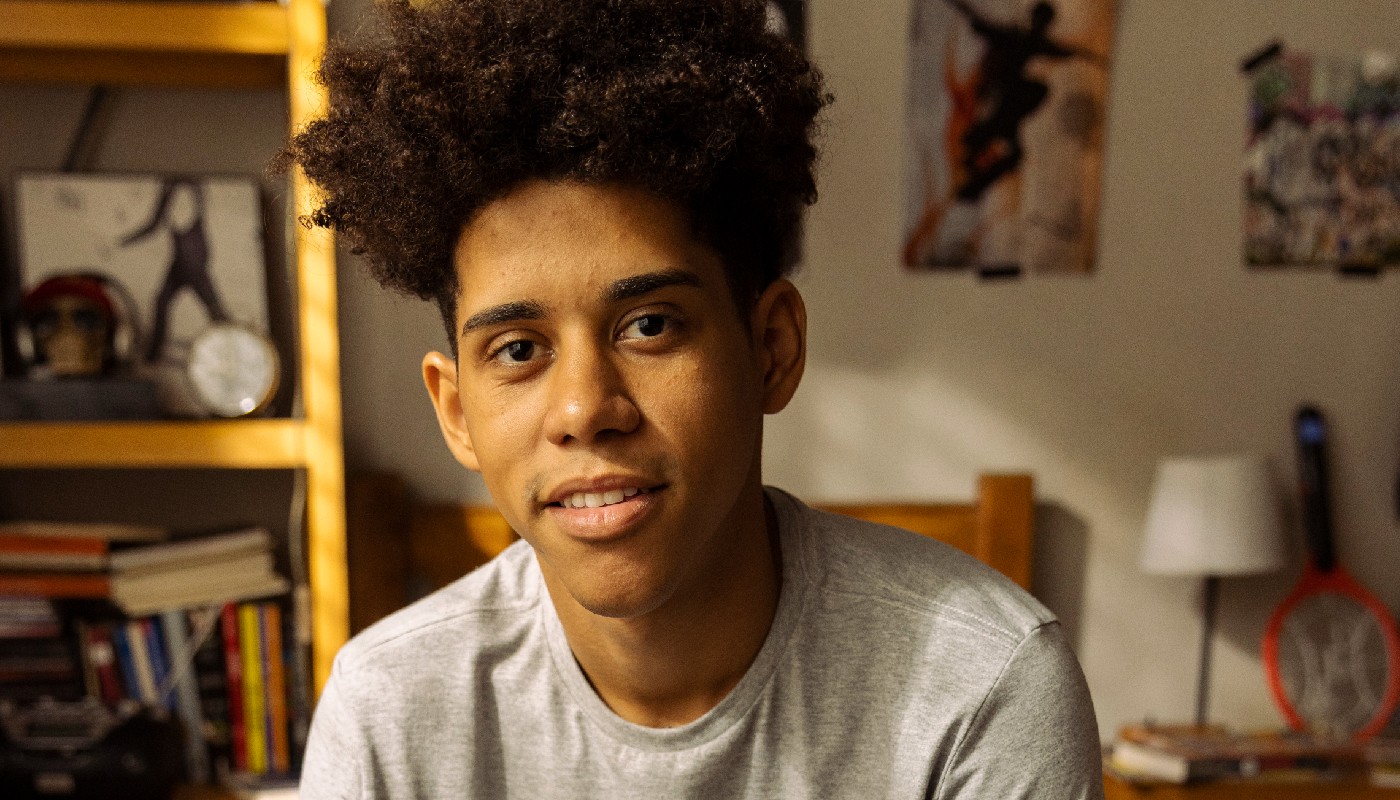 Cauê Campos é Roberto em 