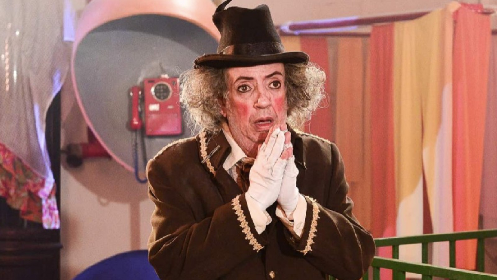 Marcos Oliveira como Romeu, em