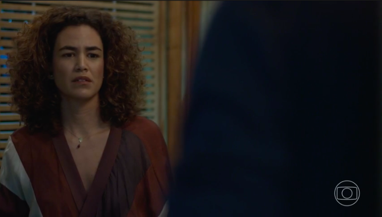 Rose (Bárbara Colen) em 