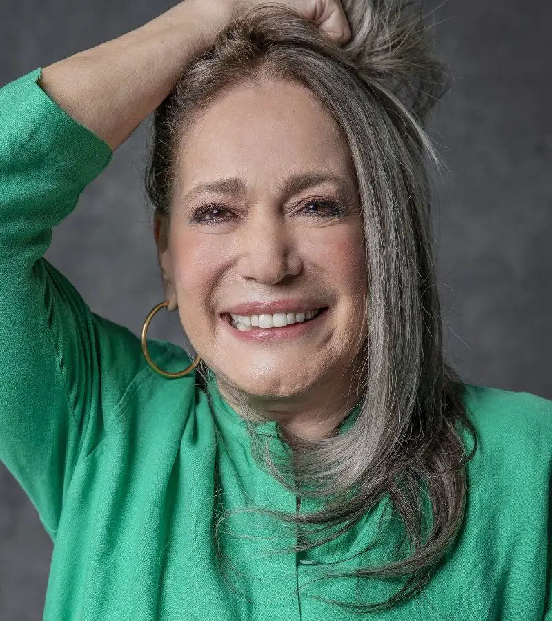 Susana Vieira ficou grisalha para novela 