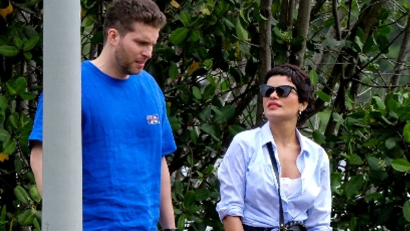 Caíque (Thiago Fragoso) e Leonor (Vanessa Giácomo)