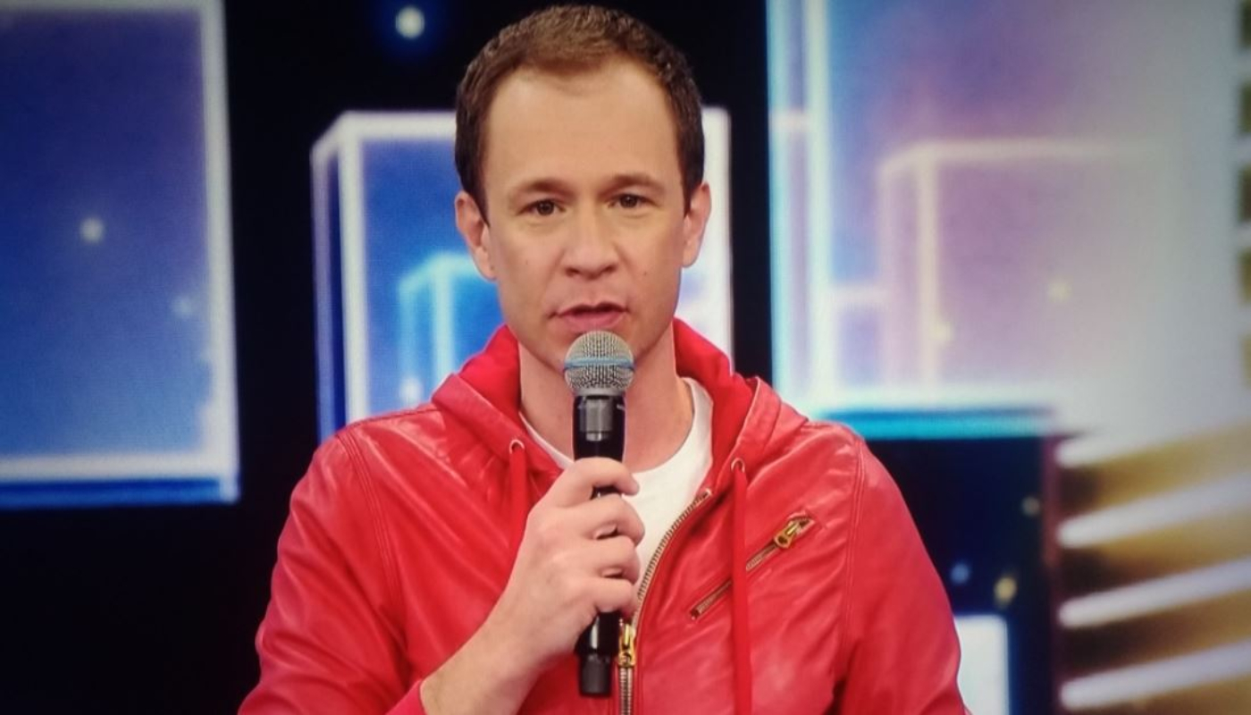 Tiago Leifert Agradece Elogios E Anuncia Volta De Faustão Ao Domingão