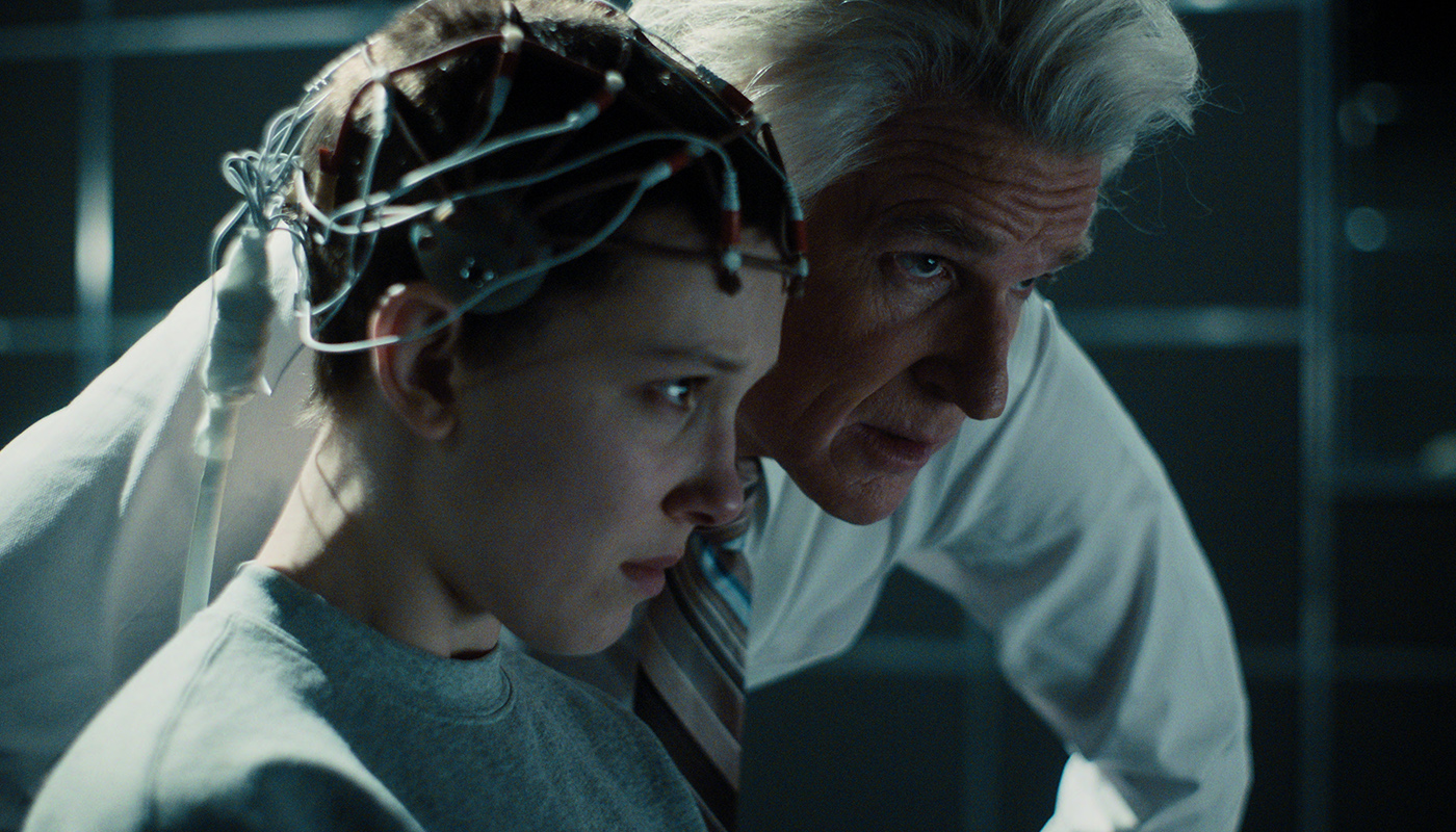 Millie Bobby Brown e Matthew Modine em